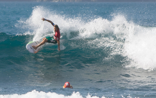 surf en ecuador tours