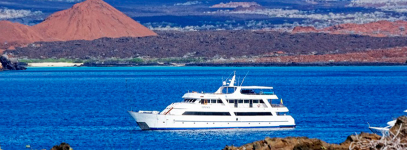 The-experience-of-cruising-in-Galapagos-Islands1