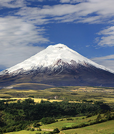 cotopaxi-ecuador-latin-trails