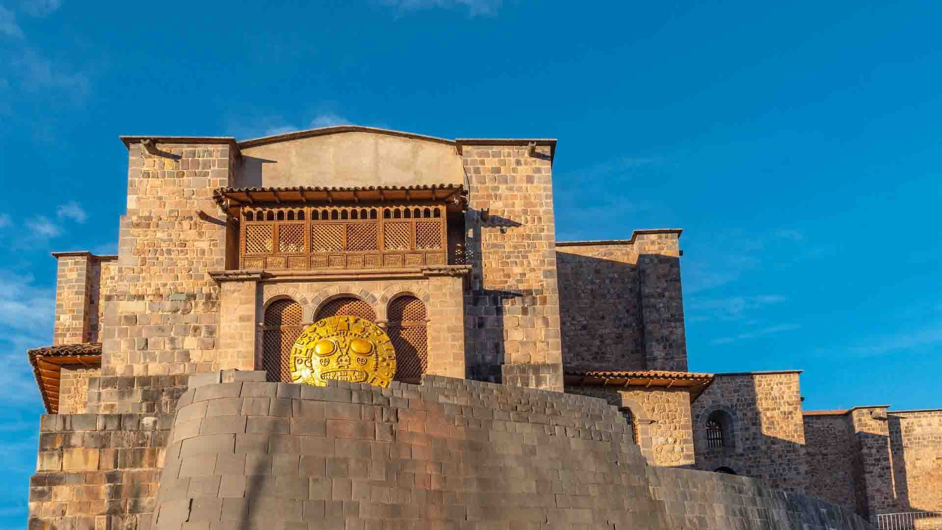 Templo Solar - Perú